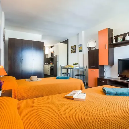 926 Fabulous View Of Lasamericas, Seafront Studio! Apartament