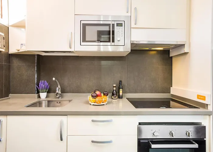 926 Fabulous View Of Lasamericas, Seafront Studio! Apartmán Playa de las Americas (Tenerife)