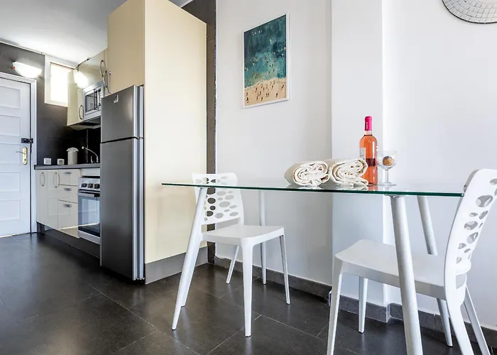 926 Fabulous View Of Lasamericas, Seafront Studio!