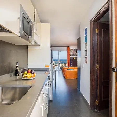 926 Fabulous View Of Lasamericas, Seafront Studio! Playa de las Américas