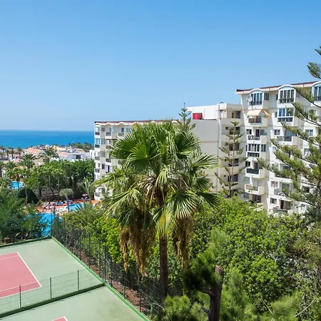 926 Fabulous Sea View Of Lasamericas, Beach Front Studio!