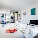 926 Fabulous View Of Lasamericas, Seafront Studio! Apartment Playa de las Americas (Tenerife)