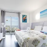 Apartment 926 Fabulous View Of Lasamericas, Seafront Studio! Playa de las Americas (Tenerife)
