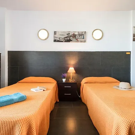 926 Fabulous Sea View Of Americas, Fro3nt Studio! Playa de las Americas (Tenerife)